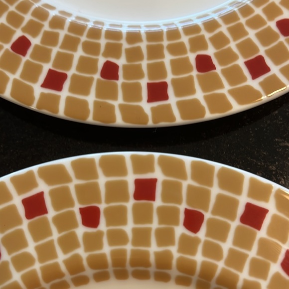 MOSAIC RED & GOLD BREAD & BUTTER PLATES 7 1/8" by BRIDGET DOBSON - Picture 4 of 8